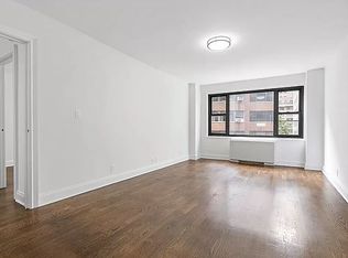 167 E 63rd St #B, New York, NY 10065