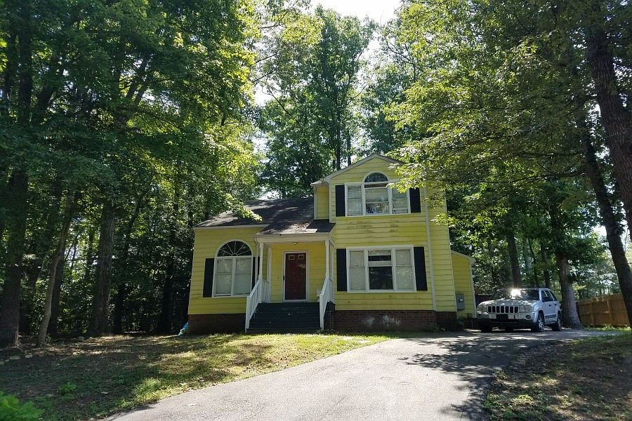 1st image of 547 Brighton Dr