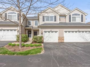 158 Timber Trails Blvd, Gilberts, IL 60136