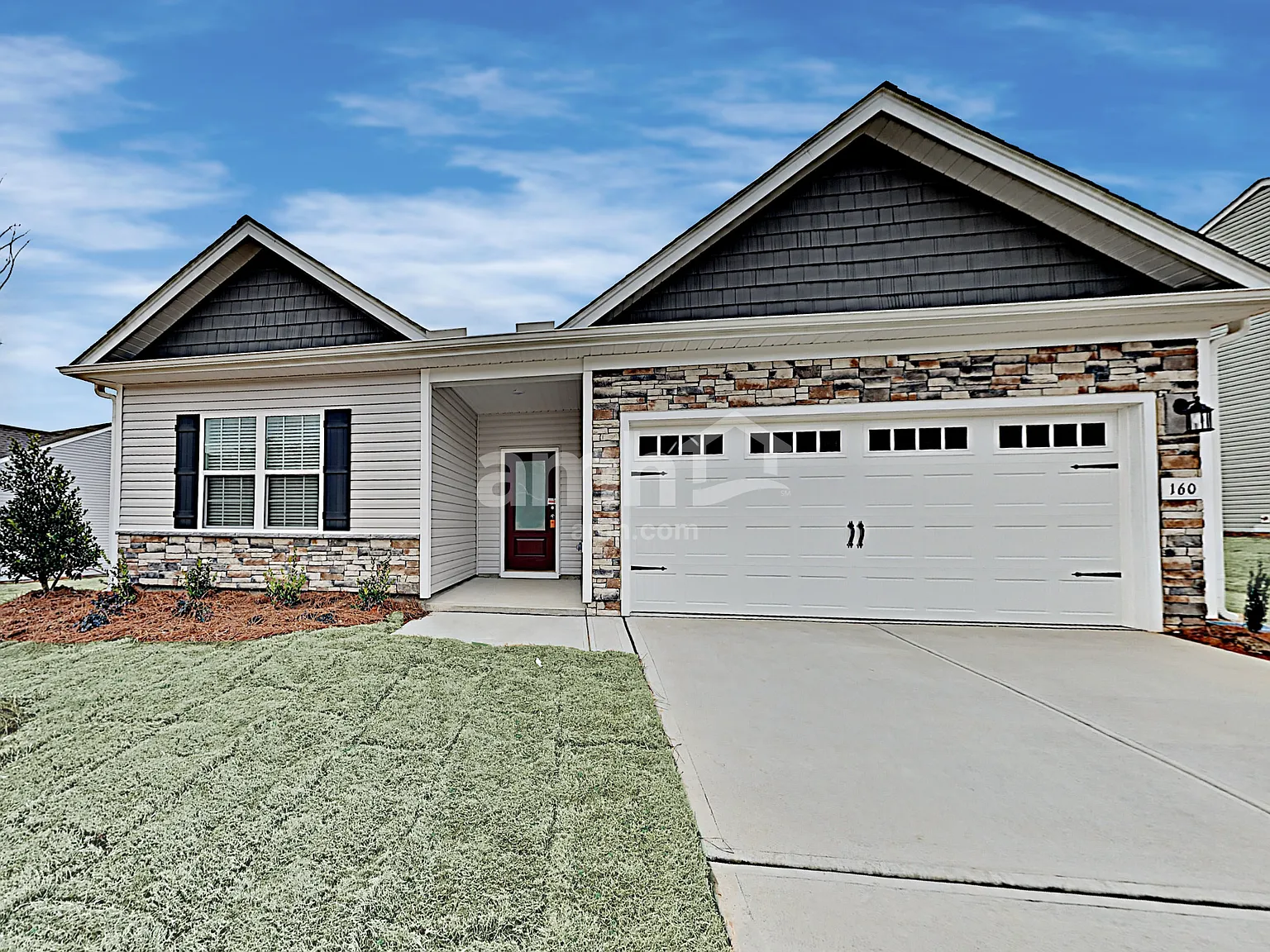 3 bed, 2.0 bath, 1844 sqft, $2,265 — Photo 1
