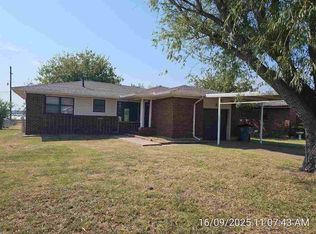 82 SW 45th St, Lawton, OK 73505