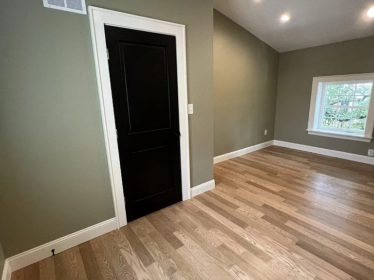 126 S Darlington St — Photo 20