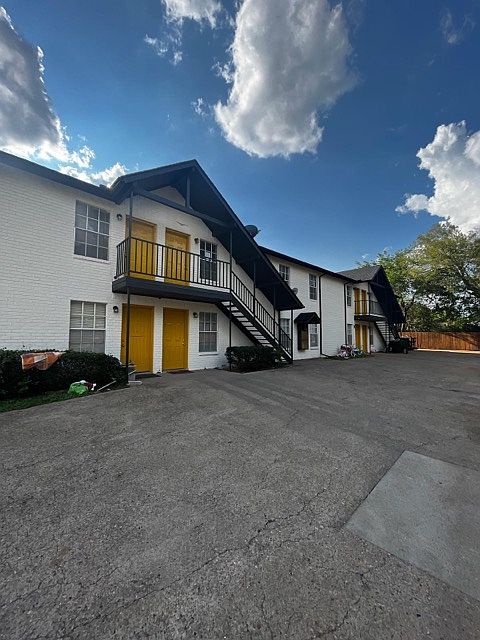 1st image of 1105 Uta Blvd #104
