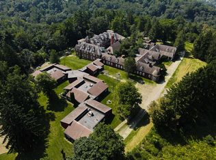 1500 Brinker Rd, Wellsburg, WV 26070