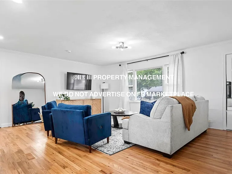 4019 W 62nd Ter — Photo 4