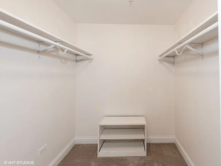 737 Devon Ave — Photo 11