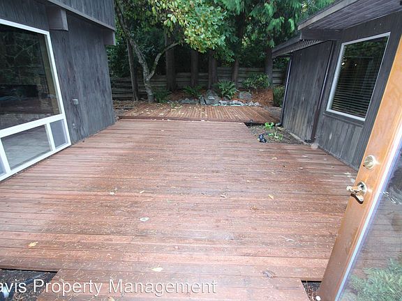 3rd image of 10402 SE 29th St