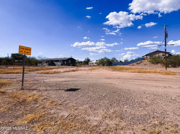 E Mark St, Benson, AZ 85602