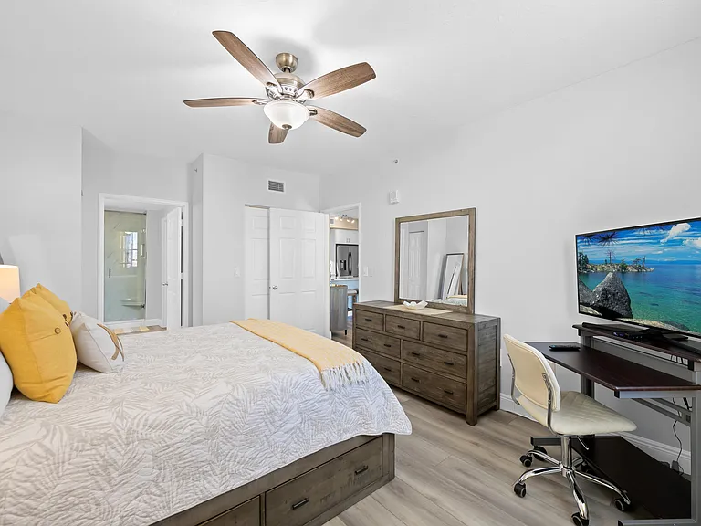 720 S Sapodilla Ave #502 — Photo 16