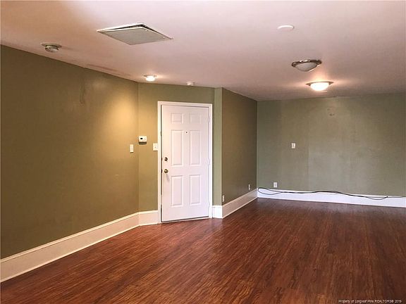 2nd image of 124 Bow St