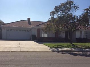 947 W Terrace Dr, Hanford, CA 93230