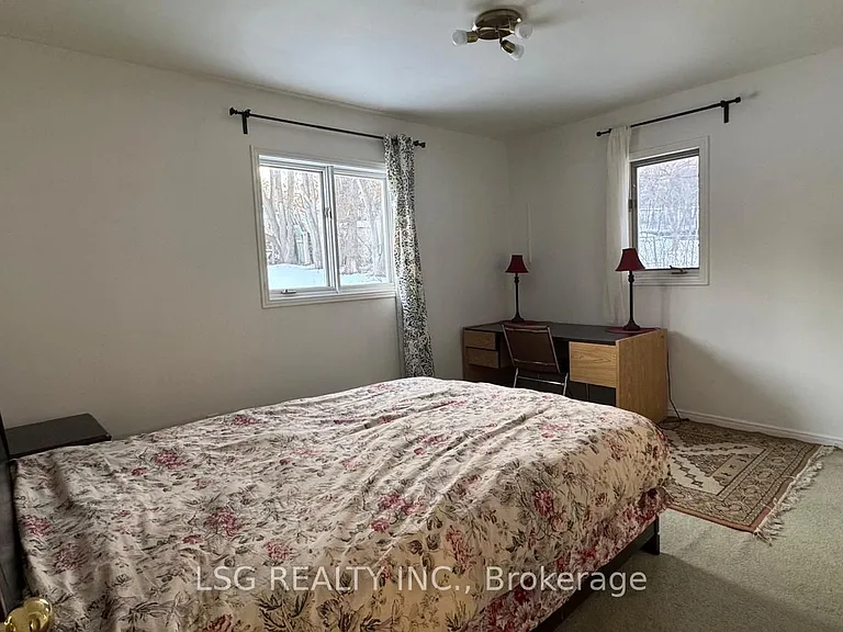 754 The Queensway S #MAIN — Photo 15