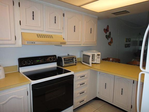 Cocoa Beach Towers, 220 Young Ave, #56, Cocoa Beach, FL