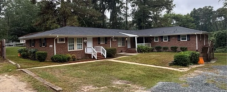 1507 Coley Dr — Photo 4