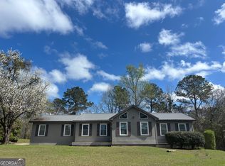 121 Girl Scout Rd, Lizella, GA 31052