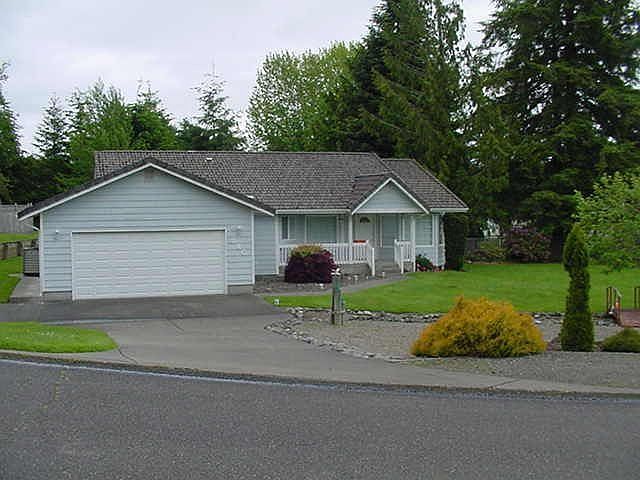 1st image of 846 N Stephenson Dr