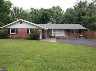 608 Oriole Ln, Dresher, PA 19025