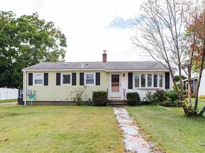 255 Pierce Ave, Warwick, RI, 02888