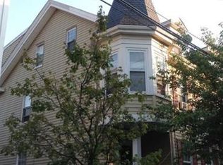 11 Mason St, Salem, MA 01970