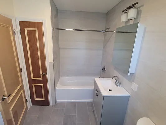 Rented by Capri Jet Realty Corp | media 17