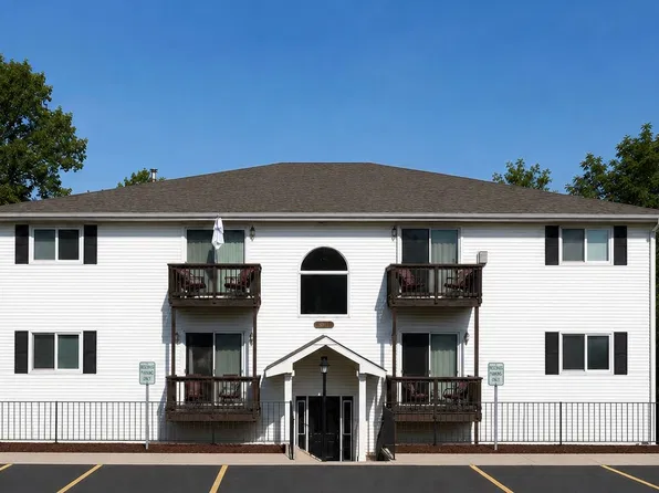 1601 Center Point Rd NE Trail Ridge, 1601 Center Point Rd NE #7, Cedar Rapids, IA 52402