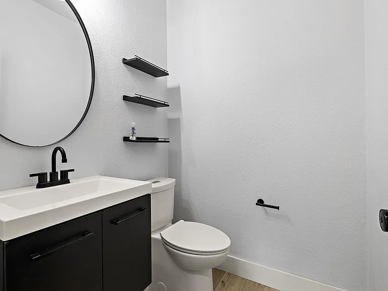 502 Sherwood Ct — Photo 26