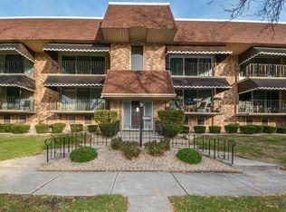 10209 S Komensky Ave APT 2E, Oak Lawn, IL 60453