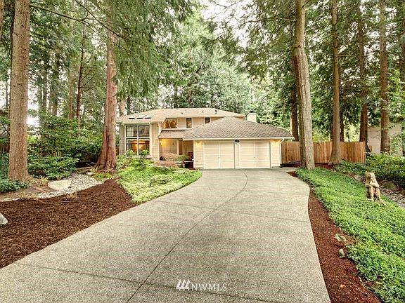 2nd image of 2108 Sahalee Dr E