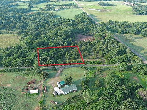 4th image of 2 E 1050th Rd