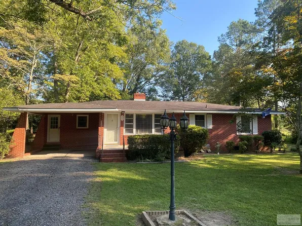 309 Elk St, Bishopville, SC 29010
