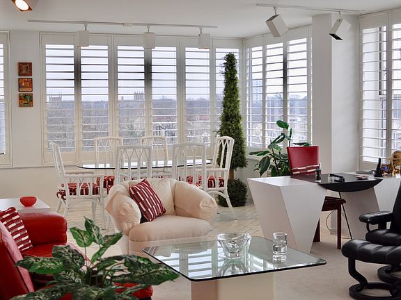 Dining area of North Living