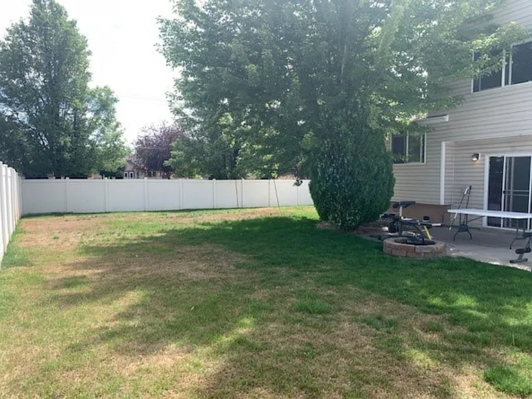 1010 N 3575 W — Photo 15