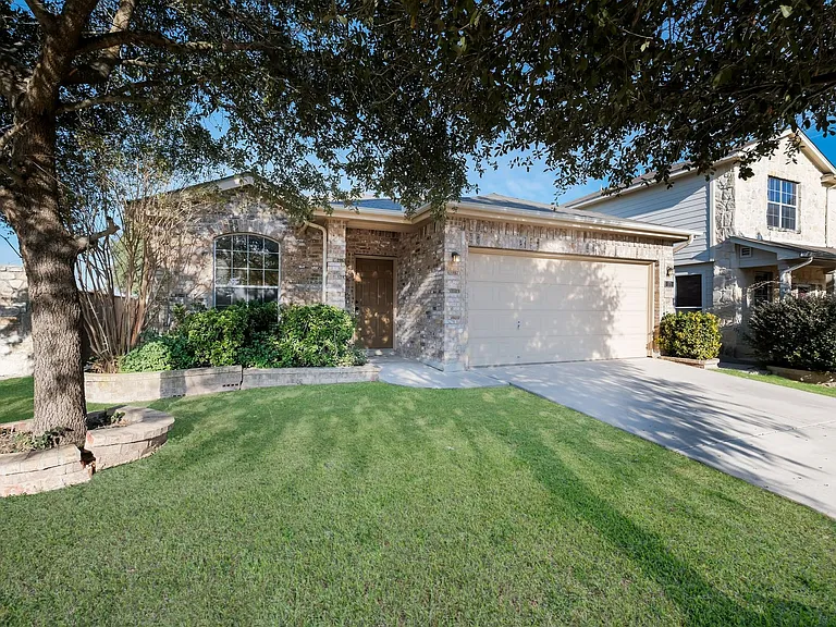 171 Cardinal Way — Photo 3