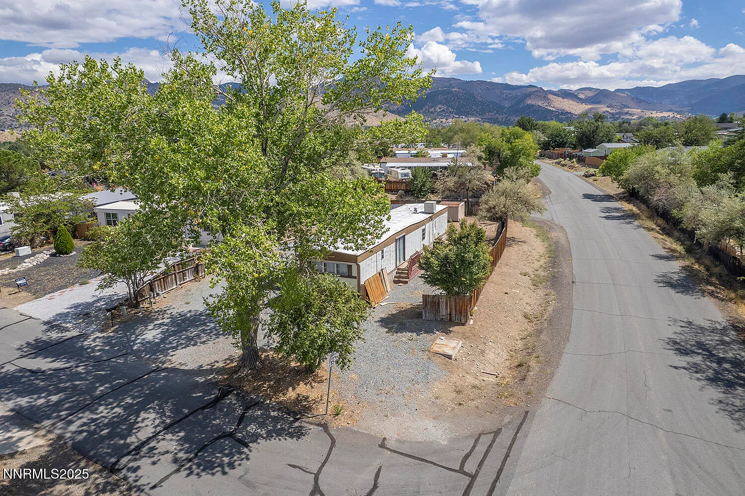 290 Pisces Cir photo 1
