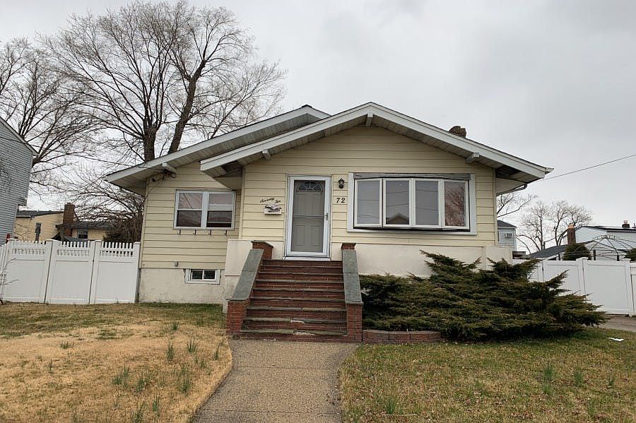 1st image of 72 W Courtland Ave