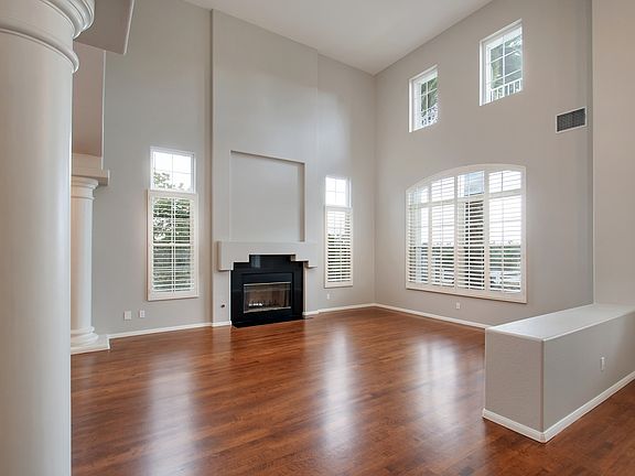 3rd image of 11270 Montaubon Way