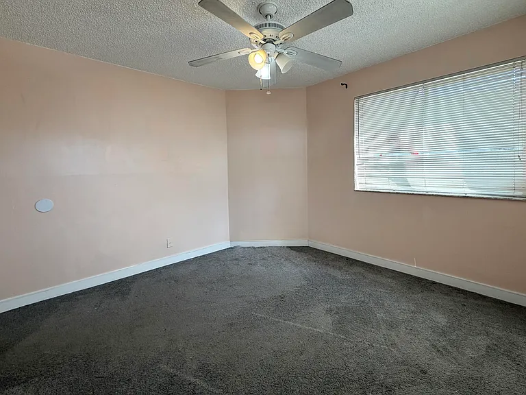 9977 Westview Dr #111 — Photo 27