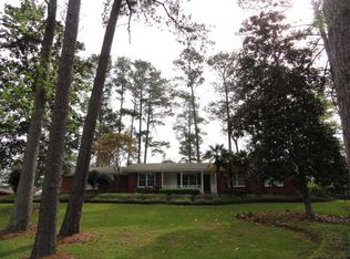26 Kimberley Dr, Laurel, MS 39440