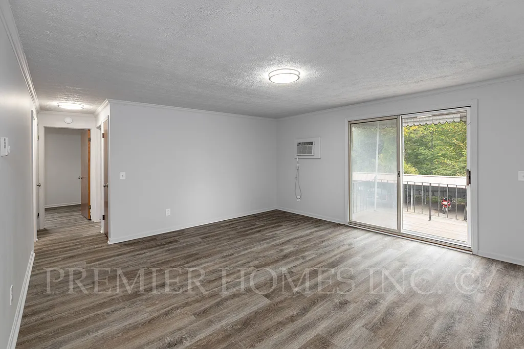 2 bed, $995 — Photo 4
