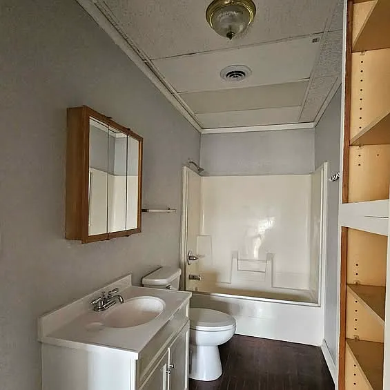 312 Sycamore St #10 — Photo 4