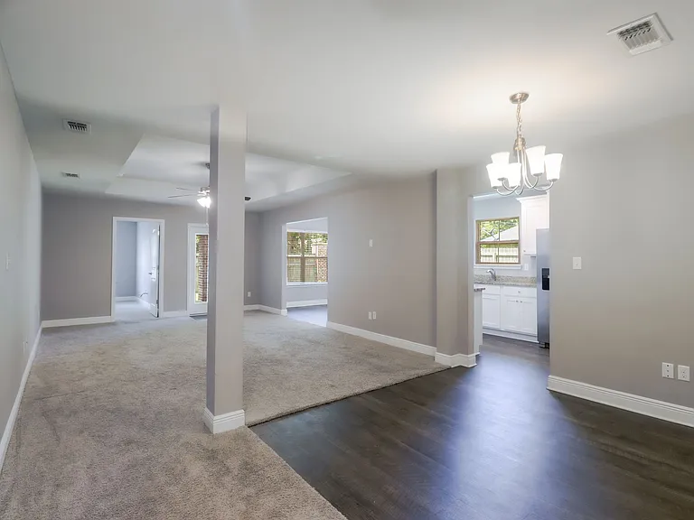 16509 Lexington Ct — Photo 6
