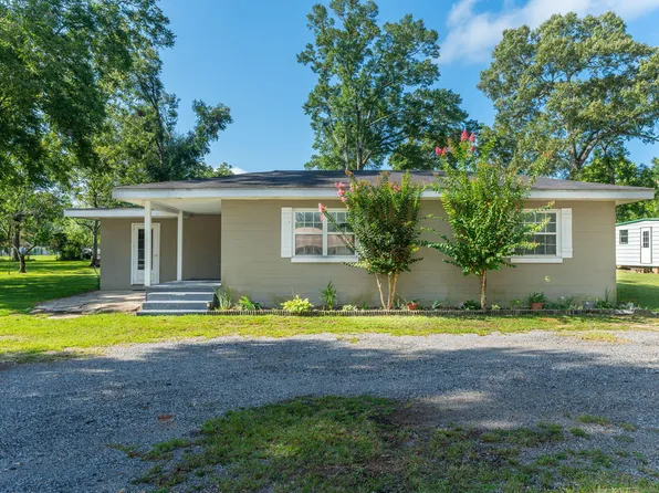 23688 Goldenrod Ave, Florala, AL 36442