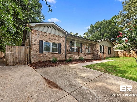 4th image of 190 Ridgewood Dr