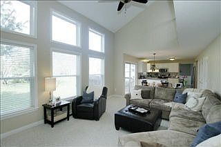 4th image of 9718 Chambray St
