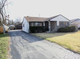 2903 Martin Ln, Rolling Meadows, IL 60008