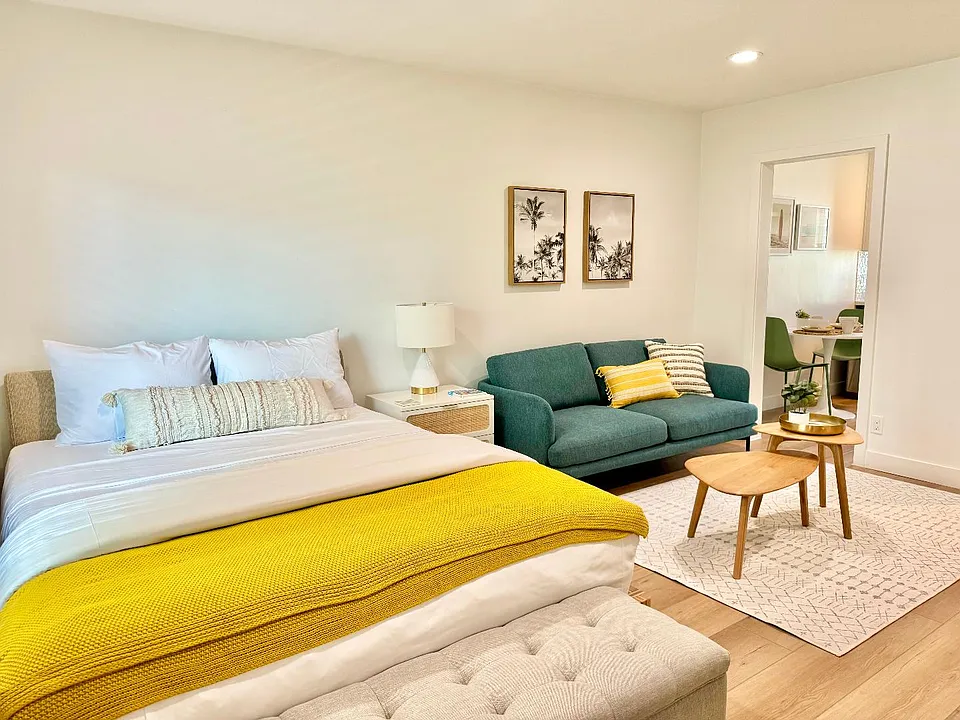 3499 Sawtelle Blvd #13