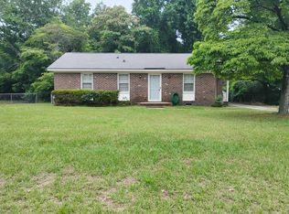 2610 Phoenician Dr, Fayetteville, NC 28306
