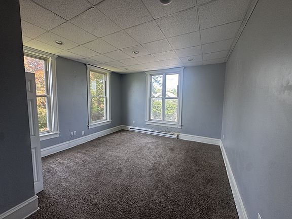 5th image of 507-513 Broadway St