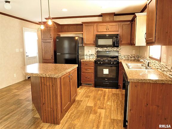 3rd image of 108 Willow Oak Dr #108