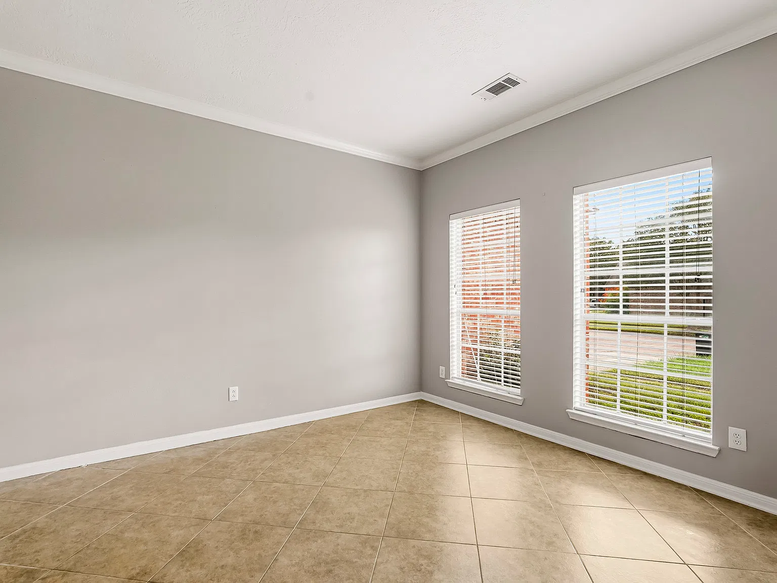 Palm Trail Dr (22931) - A - 1 — Photo 2